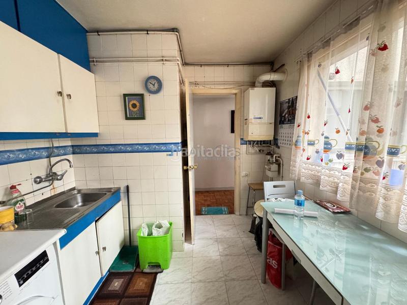 Foto b9ca49a5-b639-43b8-a702-d2b5bd0ae36b. Pis amb calefacció a Berbés - Peritos Vigo