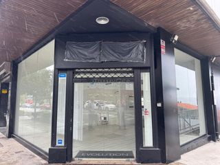 Rent Business premise  Camelias