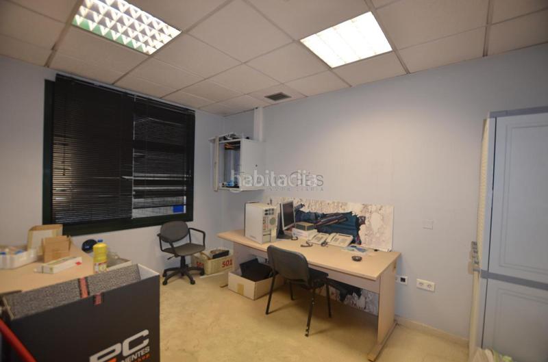 Foto 384c230c-af65-479a-a696-930ba7dfb1ba. Local comercial en Porriño (O)