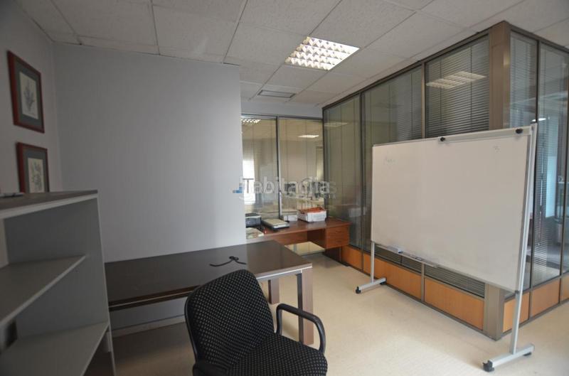 Foto f582a143-0aa4-47e0-bdbd-1d04d20943c3. Local comercial en Porriño (O)