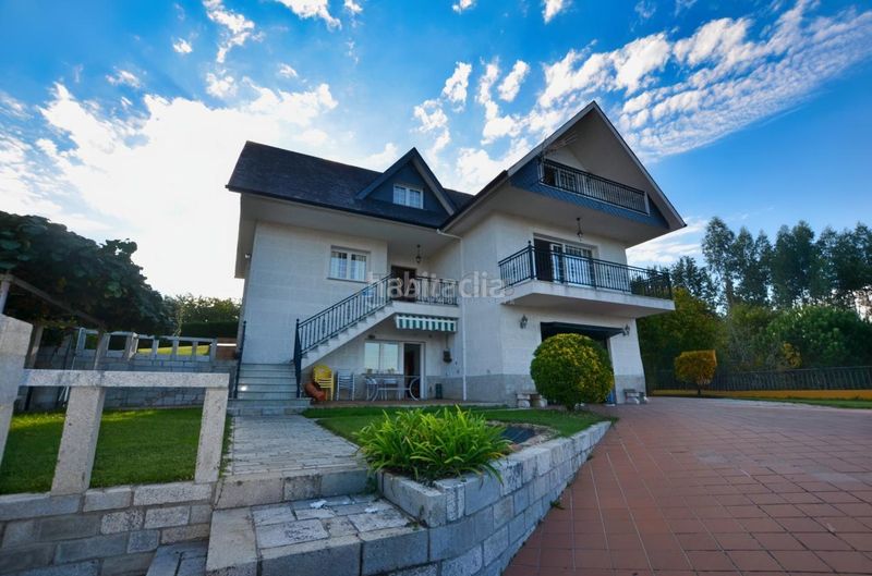 Foto 0d6203c5-56ef-494b-be0c-fe177c940e3b. Chalet en Redondela