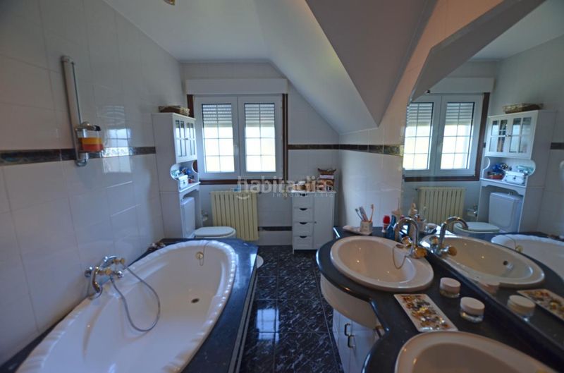 Foto 1f682a4e-7217-4ae1-8fa9-152b7da24935. Chalet en Redondela