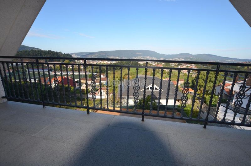 Foto 1f6c8116-df49-45cb-959f-86b798b9f5ec. Chalet en Redondela