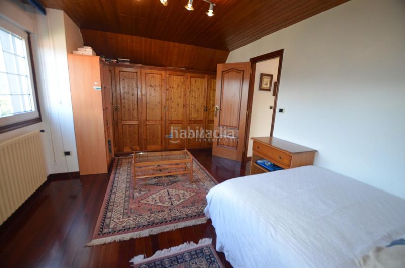 Foto 7850bf93-fc80-46fa-a468-b95c35f77b96. Chalet en Redondela