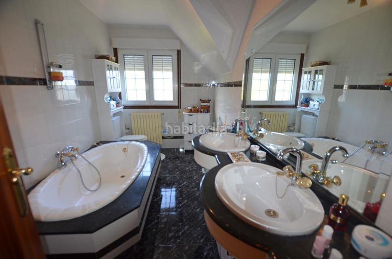 Foto 9a5ba3ec-9ea7-4abf-b068-fecf0e51d1de. Chalet en Redondela