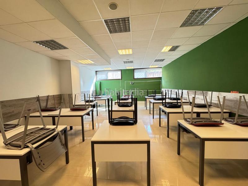 Foto e0c0bbeb-3490-4d18-b20e-944b7e4e23c7. Affitto locale commerciale in Valadares - Beade Vigo