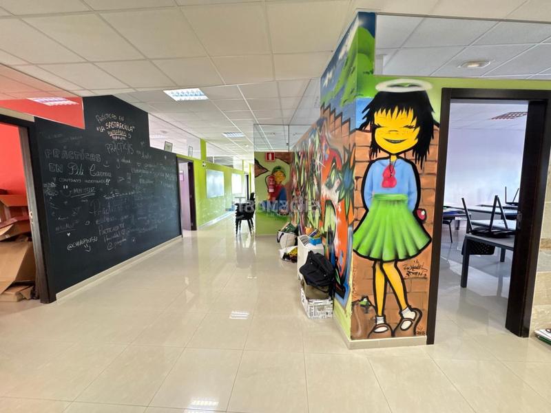 Foto e2c29a7c-b12c-47a6-99f3-e8dab6d8fdb9. Affitto locale commerciale in Valadares - Beade Vigo