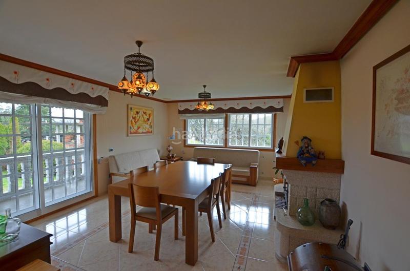 Foto a9d91ef5-45e2-42cb-90e1-983549f25228. Chalet mit heizung parking in Rosal (O)