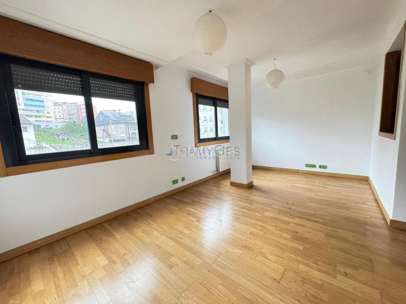 Foto 16a276f5-fe81-4797-8a78-c8ac3f56b9fd. Appartement dans rúa aragon 82 dans Casablanca - Calvario Vigo