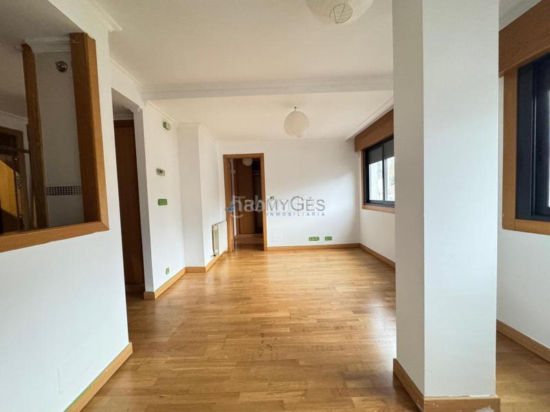 Foto 3eab9daa-6df1-48b4-b600-b6ad7d6aef7f. Appartement dans rúa aragon 82 dans Casablanca - Calvario Vigo