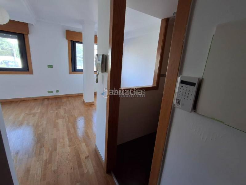 Foto 47880c72-a23f-4fa6-9e78-21f5983f8b85. Appartement dans rúa aragon 82 dans Casablanca - Calvario Vigo