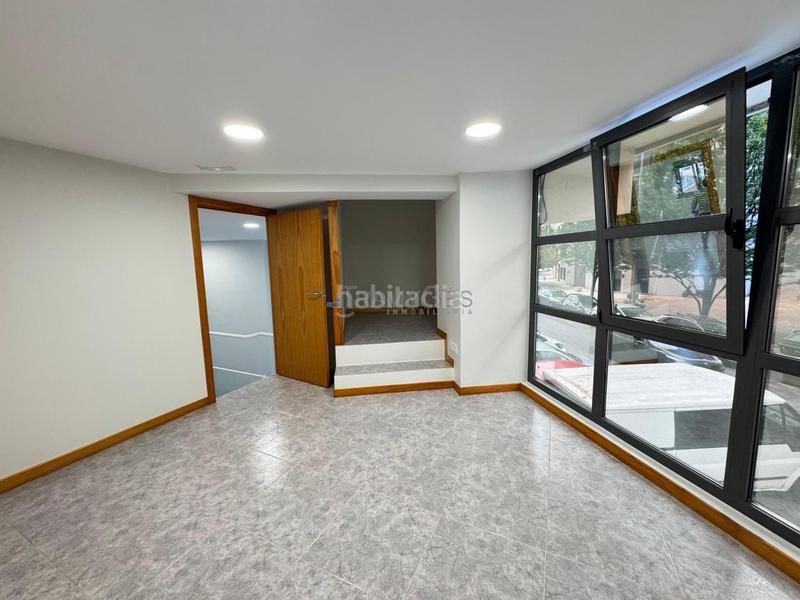 Foto 03c69417-09da-4b00-8aec-ee803b34a93f. Rent business premise in As Travesas - Balaidos Vigo