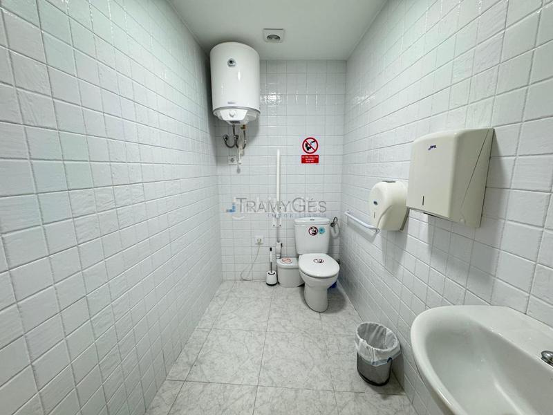 Foto df19979e-5ebc-406a-a88f-59754ed71b16. Rent business premise in As Travesas - Balaidos Vigo