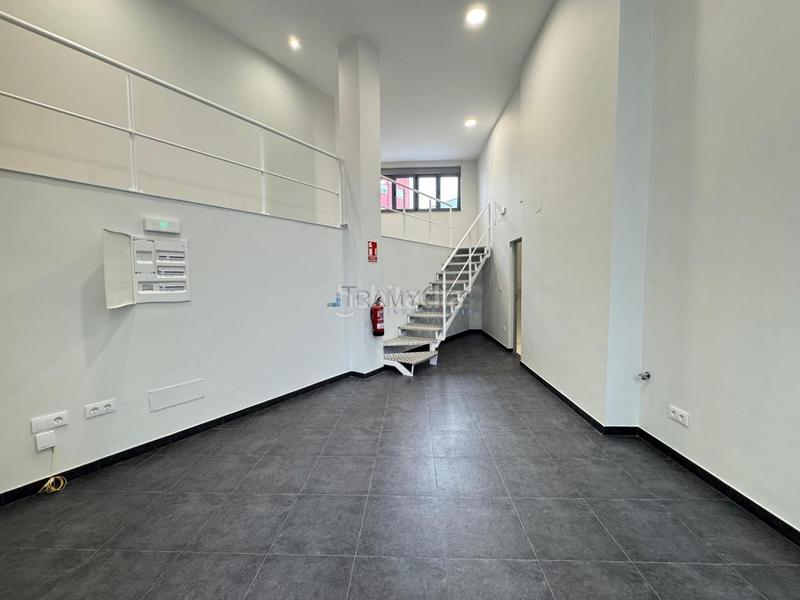 Foto df353b69-3d2e-4c95-b9f1-4508a932b2df. Rent business premise in As Travesas - Balaidos Vigo