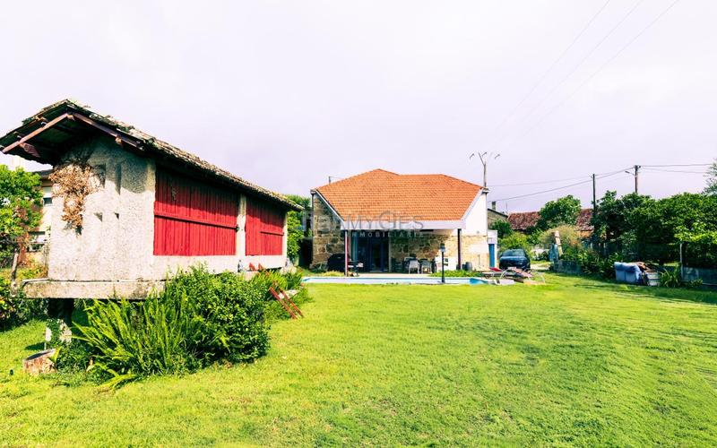 Foto 267f960e-4e94-4164-933c-a4dfaa4fda36. Chalet avec chauffage parking piscine dans Tui