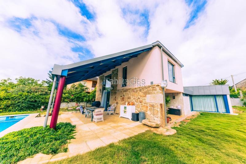 Foto 278027d5-b247-4394-b786-6f59d900c9ec. Chalet avec chauffage parking piscine dans Tui