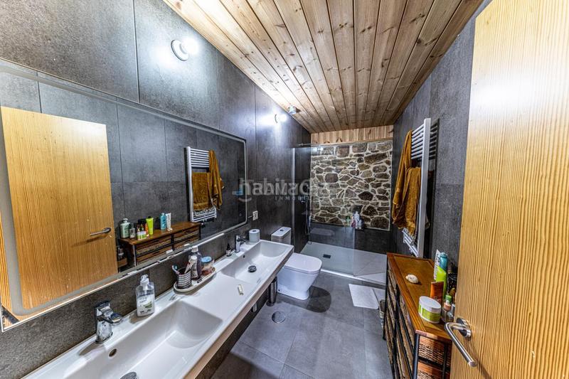 Foto 3b82ede1-b323-41a0-9509-eae17b01d6dc. Chalet avec chauffage parking piscine dans Tui