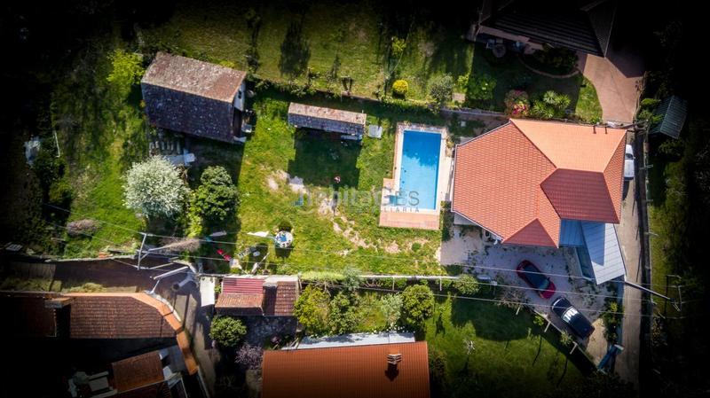 Foto 5ebf36b4-2f09-4795-8948-df1828945dfe. Chalet avec chauffage parking piscine dans Tui