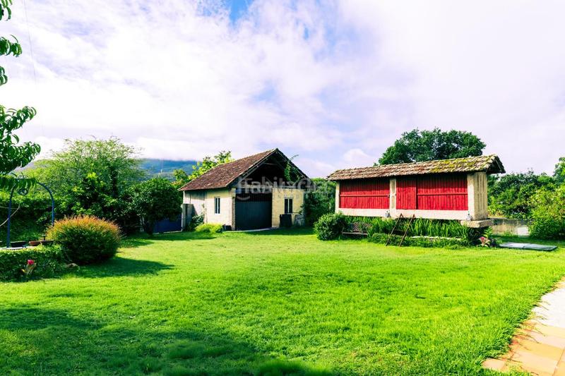 Foto 62e5ad7a-a55c-4265-aee5-e9d6c781d3fc. Chalet avec chauffage parking piscine dans Tui