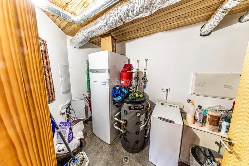 Foto 793713cf-d638-4eca-955e-6aa4f494c2c4. Chalet avec chauffage parking piscine dans Tui