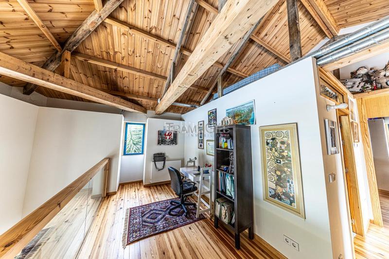 Foto f0015976-a7a0-44fd-a535-9306ea8074da. Chalet avec chauffage parking piscine dans Tui