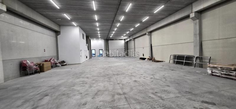 Foto 503b8ce9-e592-4d65-b927-51e9e784e958. Miete fabrikhalle in Mos