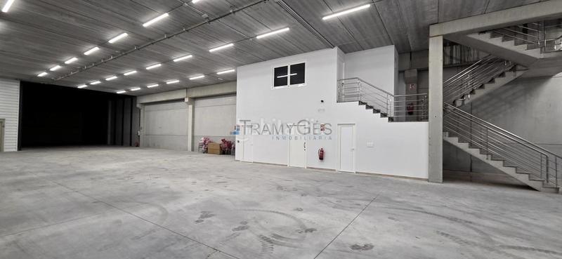 Foto 6442f0dc-0590-4b90-b944-09750ec6f245. Miete fabrikhalle in Mos