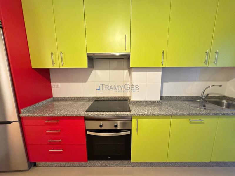 Foto 15d1e825-8466-4bf6-8861-9a2078b182db. Pis a avenida castelao 9 a Soutomaior