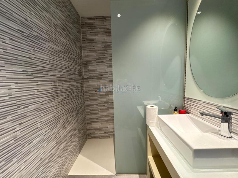 Foto 08bd7e6d-fa45-4e00-a805-597bea8fd4c1. Alquiler local comercial en Centro - Areal Vigo