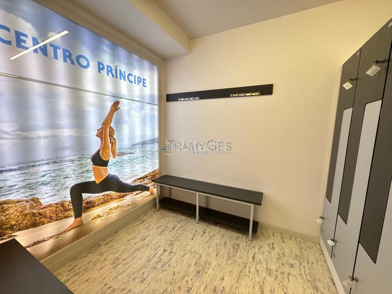 Foto 20eec67c-f1b1-4693-ad0d-6cf6eaf990d7. Alquiler local comercial en Centro - Areal Vigo