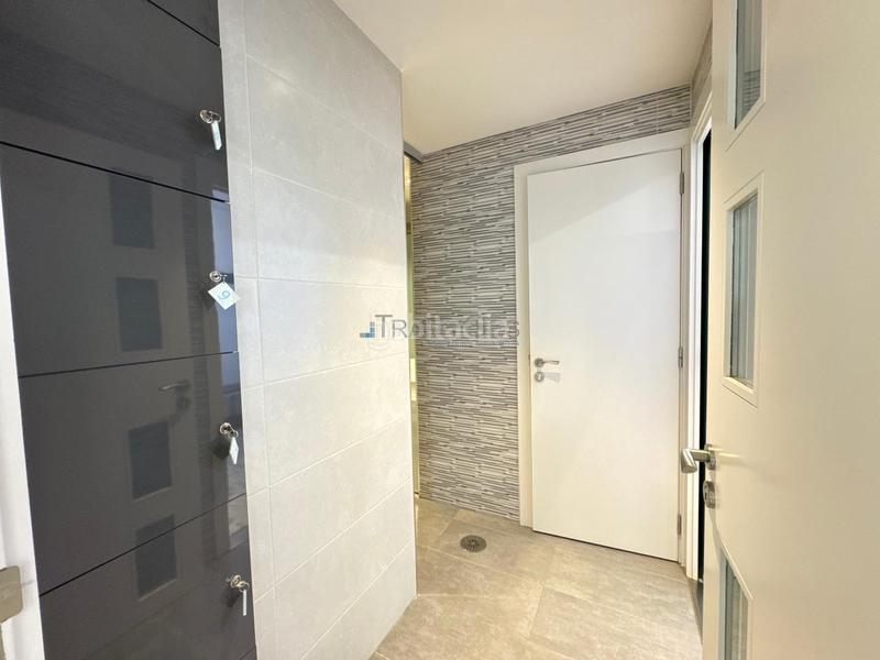 Foto 33b1616c-51a9-4497-b606-8987c66d06c1. Location local commercial dans Centro - Areal Vigo