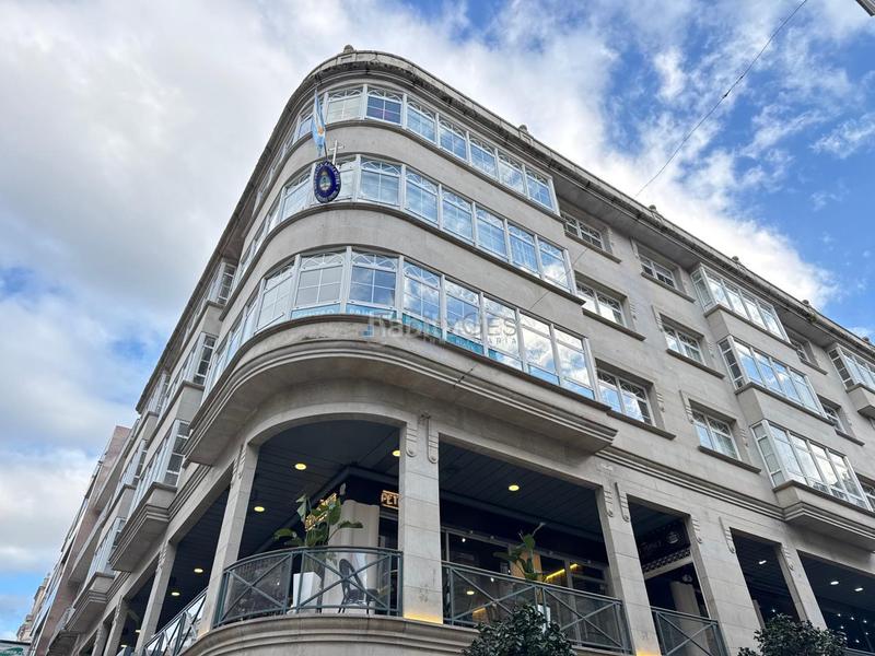 Foto 41ace984-4020-47b5-80ff-56e1538f9956. Location local commercial dans Centro - Areal Vigo
