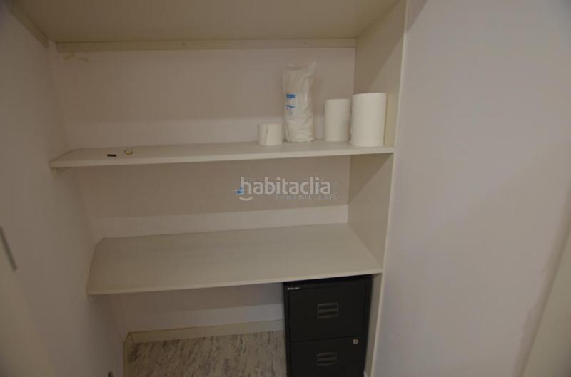 Foto a7a39024-baea-41c9-bd46-c3f5cd841002. Location local commercial dans Centro - Areal Vigo