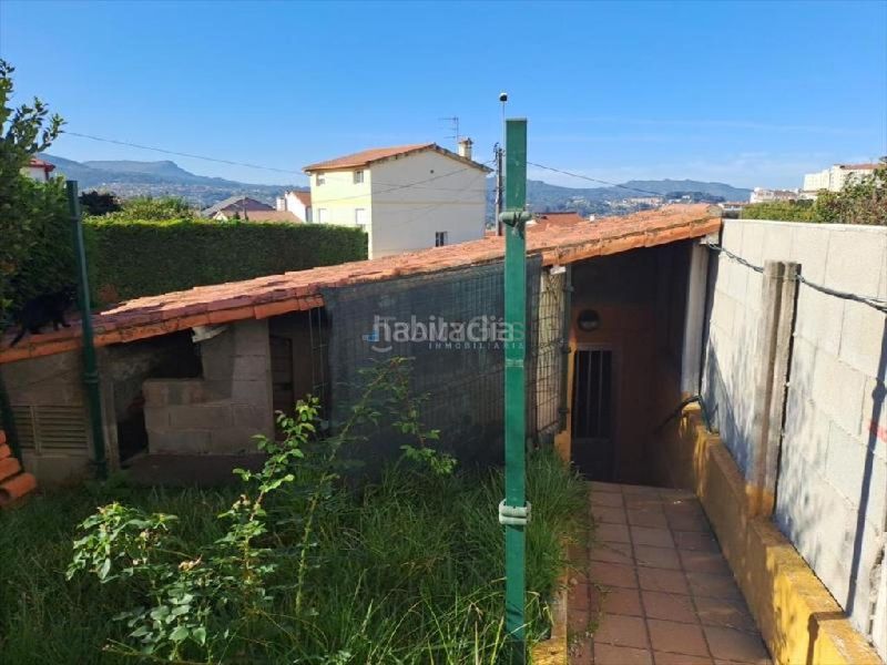 Foto 670afd8b-59d2-45b7-9d51-78e99d8ff60f. Casa amb calefacció aparcament a Lavadores Vigo