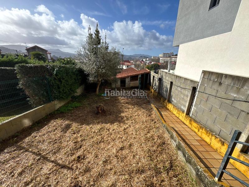 Foto e0519d6e-2527-4e9e-9113-bcae03dd1b73. Casa amb calefacció aparcament a Lavadores Vigo