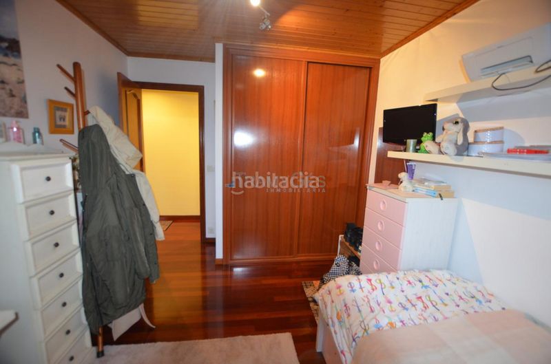 Foto d87b1b80-9a75-4d2a-b4ae-9fdc5c648587. Pis amb calefacció aparcament a Ponteareas