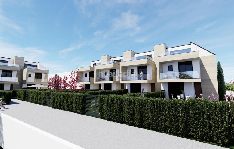 Foto c1155865-b99d-41e1-9928-91734e9da035. Casa adossada amb calefacció aparcament a Gondomar