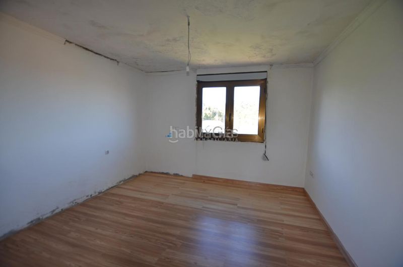 Foto ab07c0ef-e76e-4782-a8d5-c6b6e179ea07. Casa amb aparcament a Tomiño
