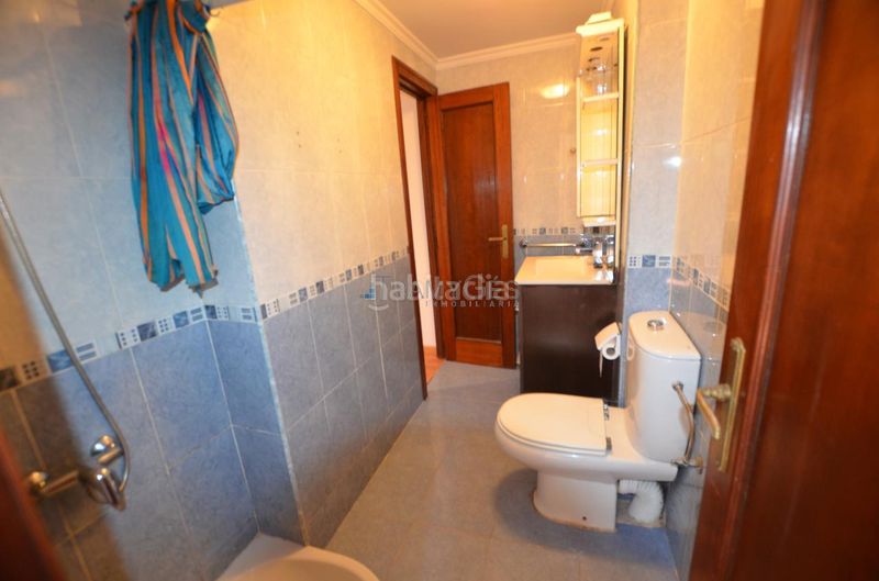 Foto cefa5767-11cb-4635-8541-95bf5e2fce96. Casa amb aparcament a Tomiño