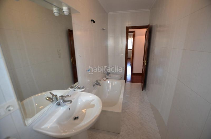 Foto 1fe3dfdd-0f4f-4502-9d42-1a58bc09ead6. Piso en Tui