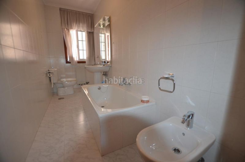 Foto fcb2be4b-3839-45ca-8bed-74fc5caf051f. Piso en Tui