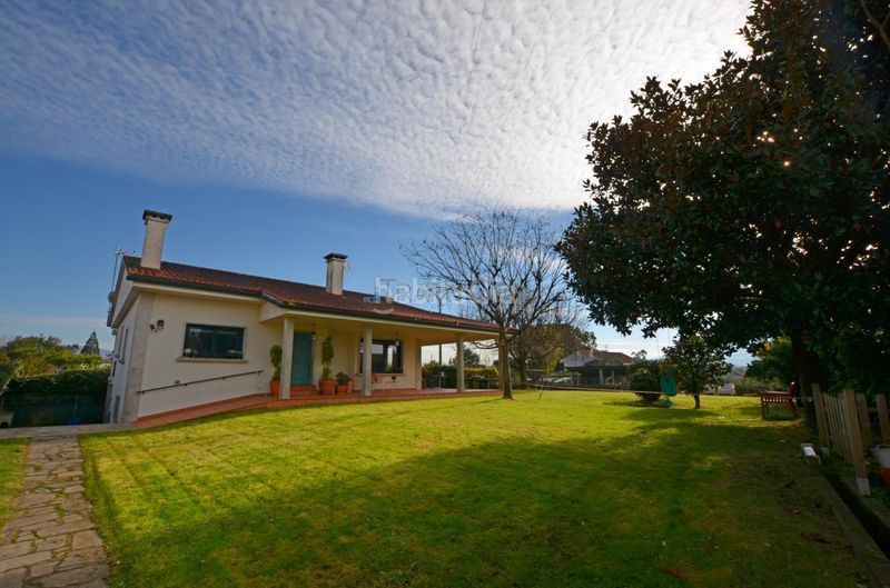 Foto 6cfc90b4-5630-4892-bebd-718dacc7b441. Chalet en Tomiño