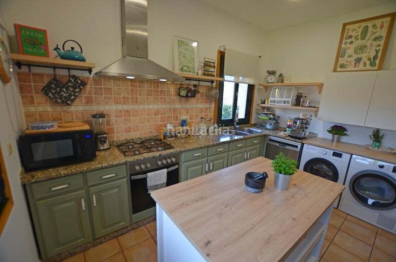 Foto f7f28640-1506-4cbf-b21d-9d5340e855bd. Chalet en Tomiño