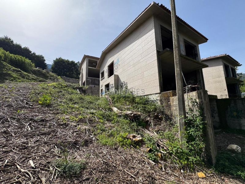 Foto 53d234fb-56a2-49a6-a03a-d90897fbd51d. Chalet en Moaña