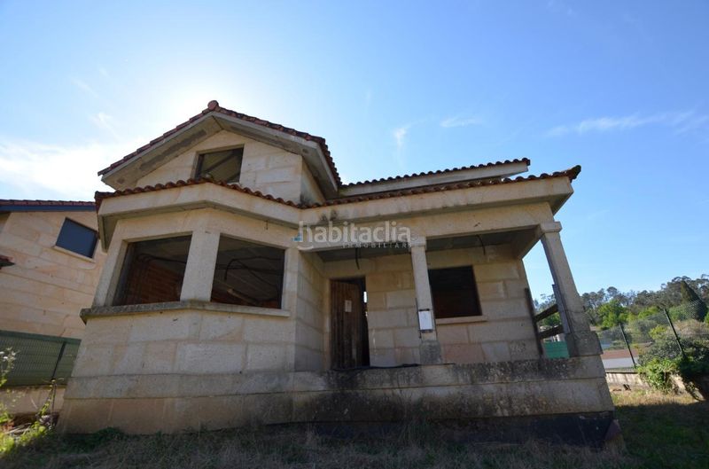 Foto 3db938d7-d17b-469f-9b60-d6080d3608b6. Xalet amb aparcament a Ponteareas