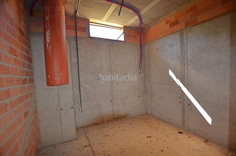 Foto 44a3c55d-6c8b-4c29-af0b-5e45dfa6ce9f. Xalet amb aparcament a Ponteareas
