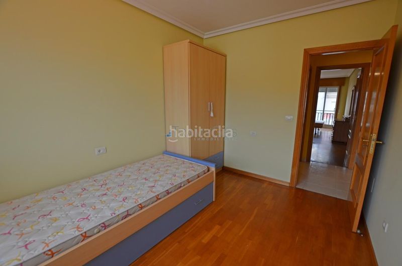 Foto 1351b5a4-c2e5-4d4f-b0b2-754c80fb7f28. Pis amb aparcament a Guarda (A)