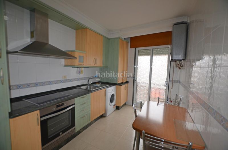 Foto 48888c52-9ba3-4631-b13c-2d84886f53f6. Pis amb aparcament a Guarda (A)