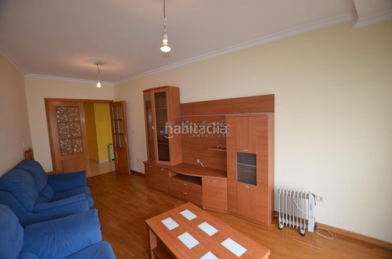 Foto 7409dc73-6735-427f-8440-7ff3e4dad479. Pis amb aparcament a Guarda (A)