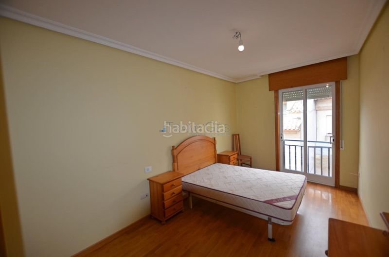 Foto a4cb6f8b-7ea2-4489-8bf1-59df4749f2dd. Pis amb aparcament a Guarda (A)